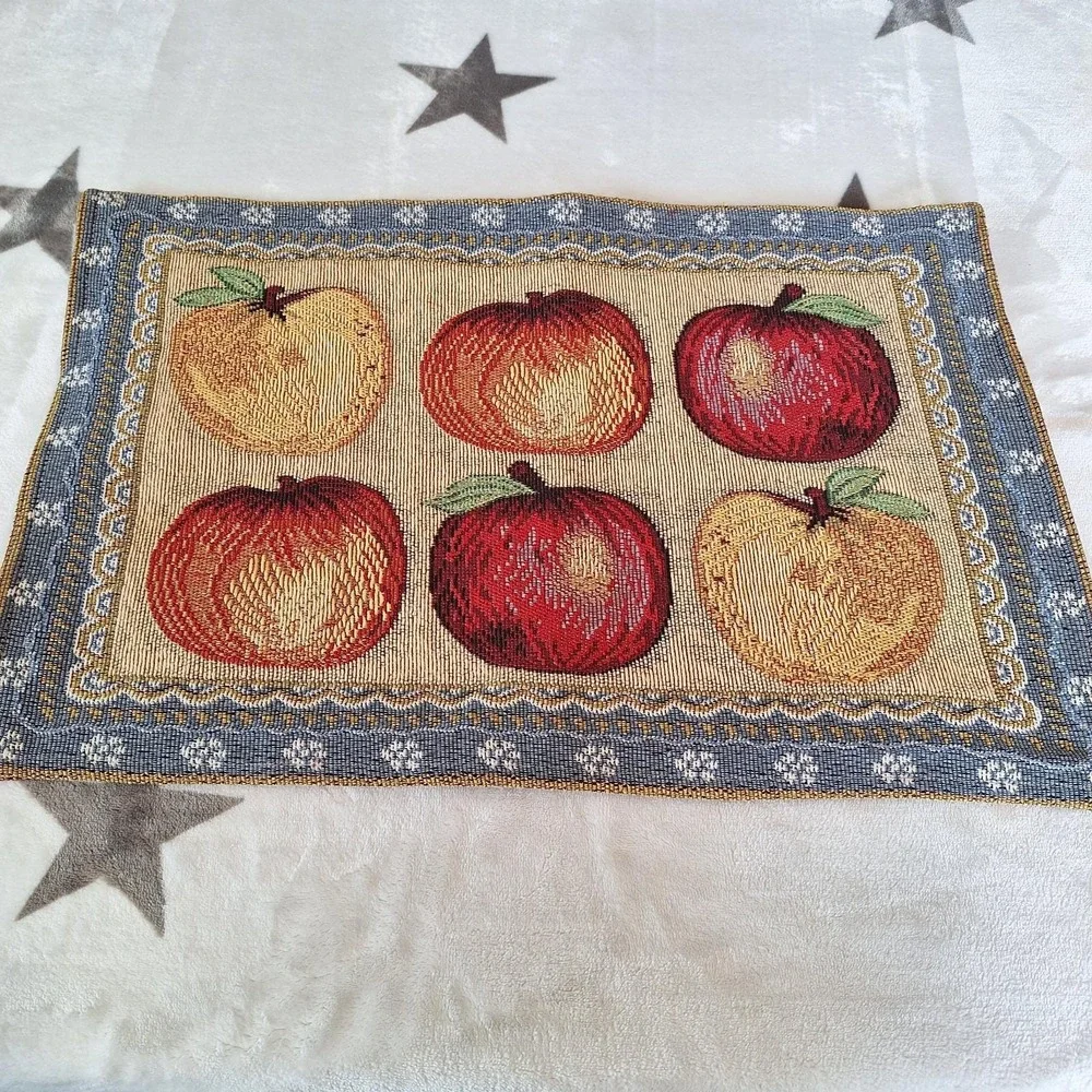 Vintage Apple Tapestry Placemats Set of 2 Farmhouse Kitchen Fruit 19x12.75